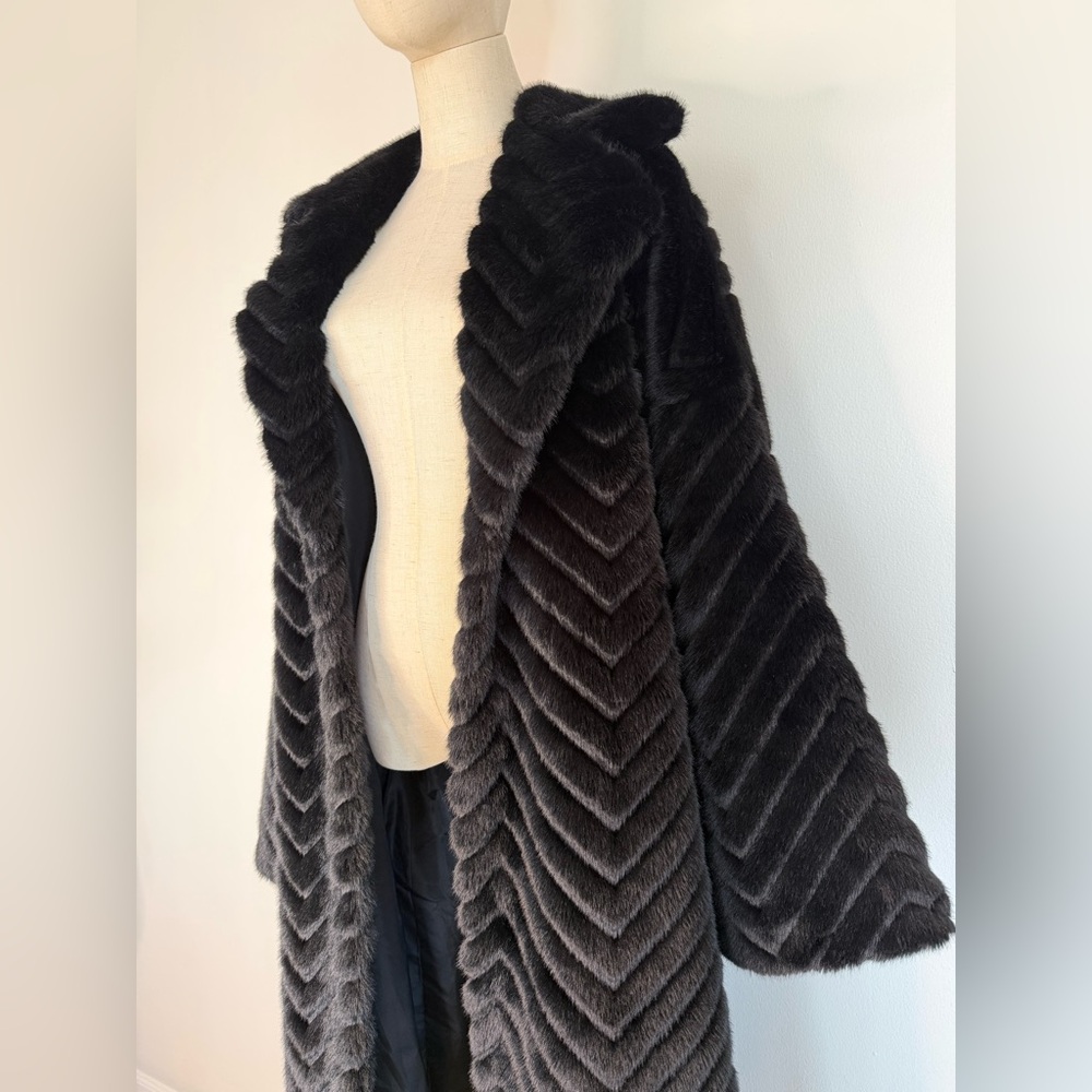 Long Black Faux Fur Coat L/XL Belted Full Length Luxury Statement Winter Coat - Picture 6 of 10